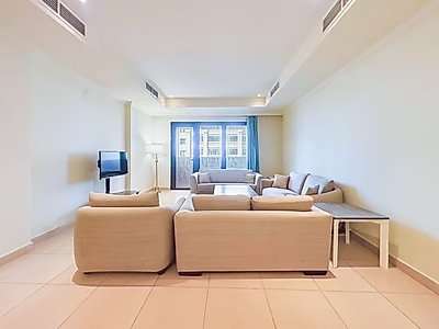 غرفة وصالة مودرن | مساحة كبيرة | مفروشة بالكامل | The Pearl-Qatar