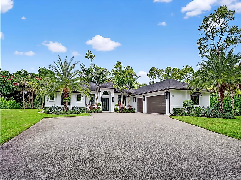 Exclusive Estate in Naples, Florida | Private Spa & Designer Interiors - Photo 1