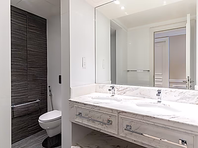 Furnished 2-Bedroom Apartment in West Bay | All Inclusive