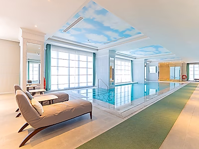 Furnished 2-Bedroom Apartment in West Bay | All Inclusive
