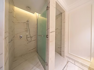 LUXURIOUS 2 BEDROOMS + MAID - PEARL QATAR