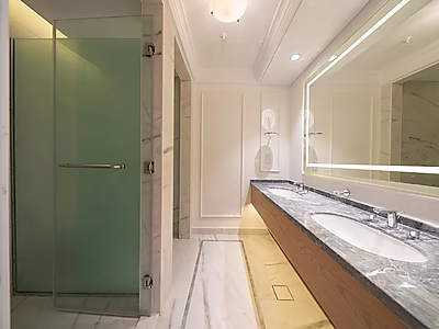 LUXURIOUS 2 BEDROOMS + MAID - PEARL QATAR