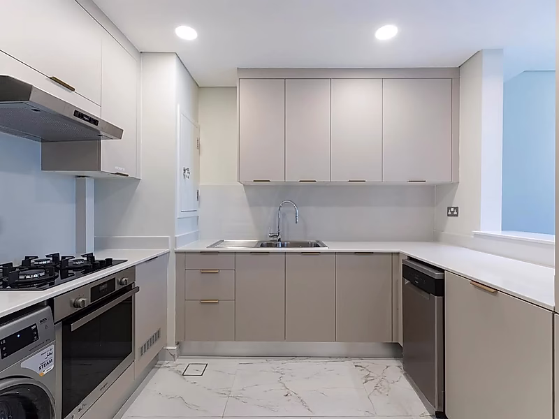 Contemporary 2BR Apartment with Elegant Touches - Photo 5