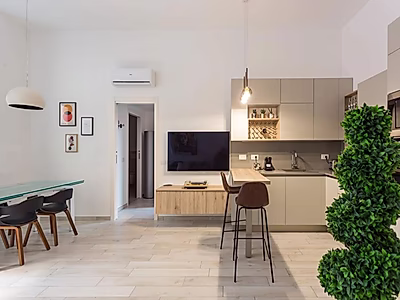 380,000 euros Stylish Ground-Floor Designer Apartment with Private Courtyard Access – City Life Area, Milan