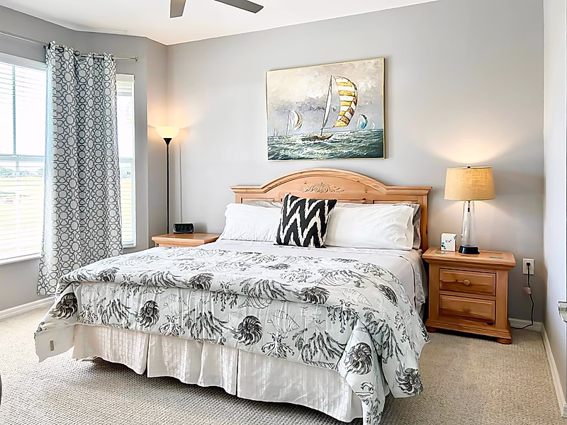 Luxury 2BR Condo in Lely Resort, Naples – Golf Access & 15 Min to the Beach | Ideal Investment or Vacation Home - Photo 7