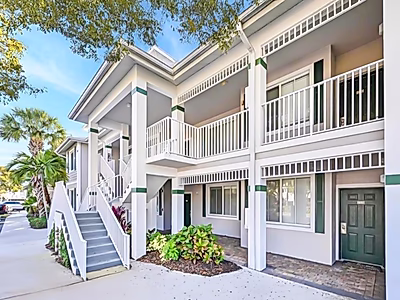 Luxury 2BR Condo in Lely Resort, Naples – Golf Access & 15 Min to the Beach | Ideal Investment or Vacation Home