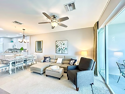 Luxury 2BR Condo in Lely Resort, Naples – Golf Access & 15 Min to the Beach | Ideal Investment or Vacation Home