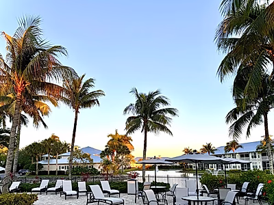 Luxury 2BR Condo in Lely Resort, Naples – Golf Access & 15 Min to the Beach | Ideal Investment or Vacation Home