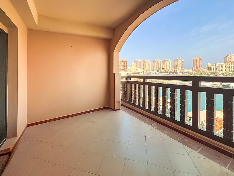 BILLS INCLUDED | MARINA VIEW | 2BR TOWNHOUSE - Photo 14
