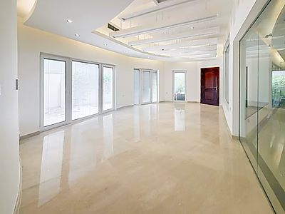 EXCEPTIONAL COMMERCIAL VILLA | 8+ Bedroom with Premium Finishes