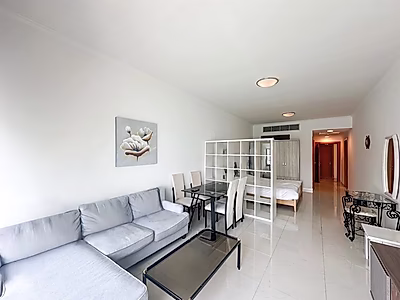 BILLS IN! ELEGANT STUDIO WITH WATERFRONT VIEWS