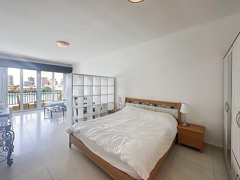 BILLS IN! ELEGANT STUDIO WITH WATERFRONT VIEWS - Photo 6