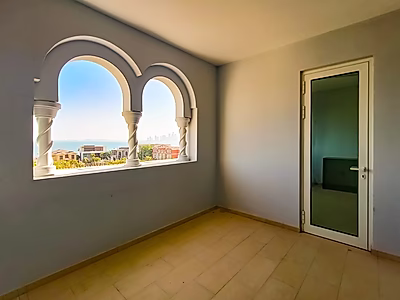 BEACH ACCESS! SUPERB 2 BED APARTMENT | VIVA BAHRIYA