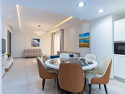 SOPHISTICATED 1-BEDROOM APARTMENT WITH MODERN FLAIR