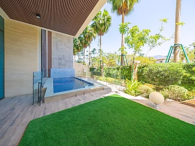 Stunning Duplex | Modern Luxury Awaits | 4+maid