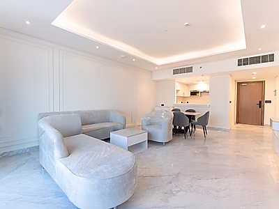 Elegant 2BR with Panoramic Views