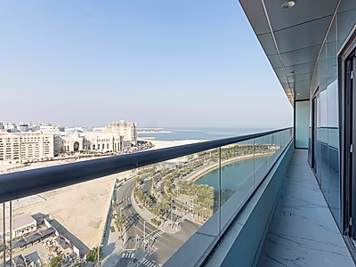 Luxury Living | Stylish 2 Bedroom With Sea View