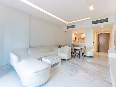 Luxury 2BR Oasis with Exquisite Finishes