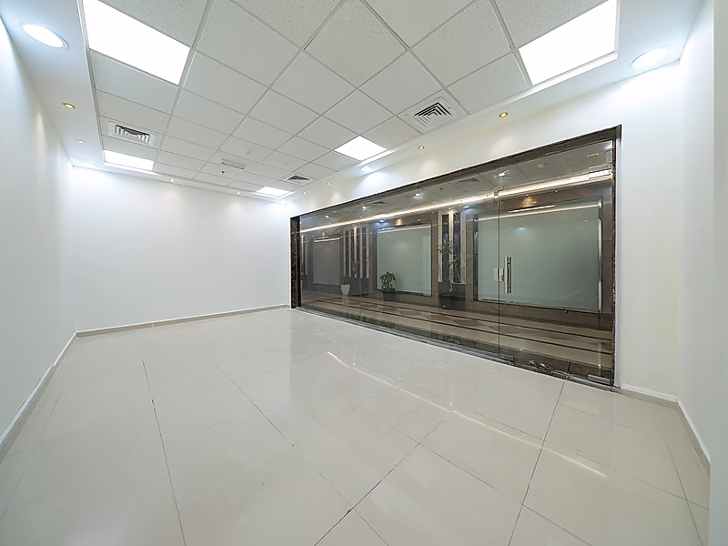 PROFESSIONAL 39 SQM OFFICE FOR RENT DOHA - Photo 1