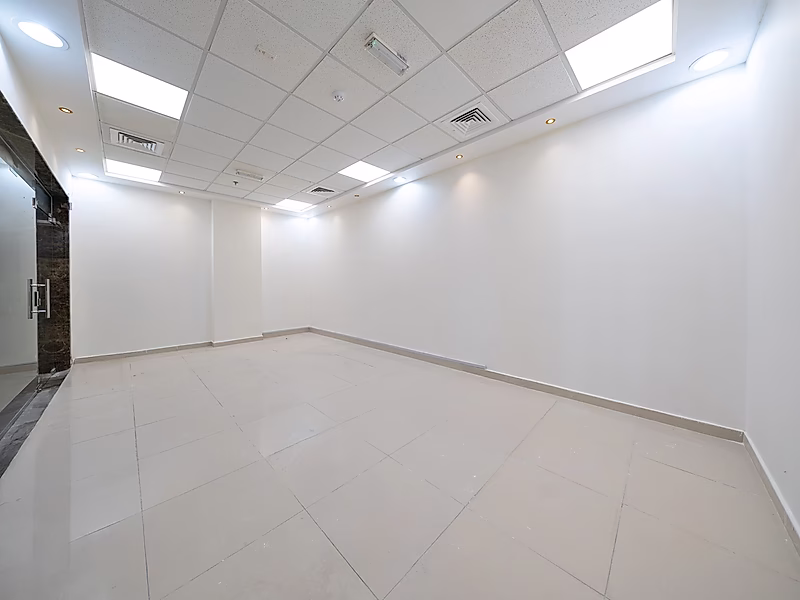 PROFESSIONAL 39 SQM OFFICE FOR RENT DOHA - Photo 4