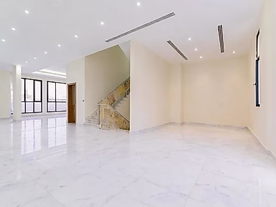 LUXURIOUS 6-BR VILLA WITH EXCEPTIONAL AMENITIES | WATERFRONT