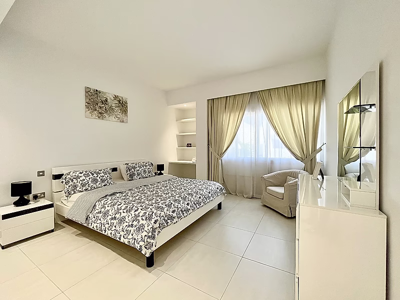 LUXURIOUS 5-BEDROOM VILLA | ASPIRE ZONE! - Photo 4
