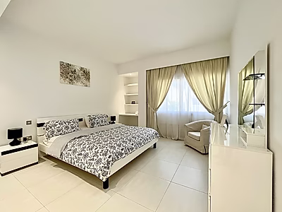 LUXURIOUS 5-BEDROOM VILLA | ASPIRE ZONE!