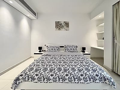LUXURIOUS 5-BEDROOM VILLA | ASPIRE ZONE!