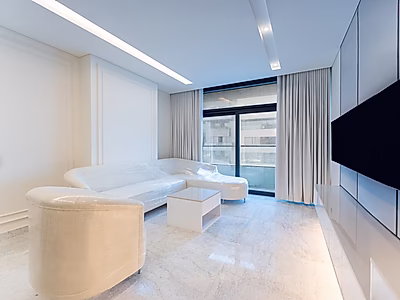 Stunning 2+ Bedroom Retreat