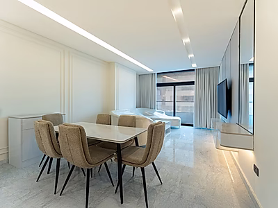 Stunning 2+ Bedroom Retreat