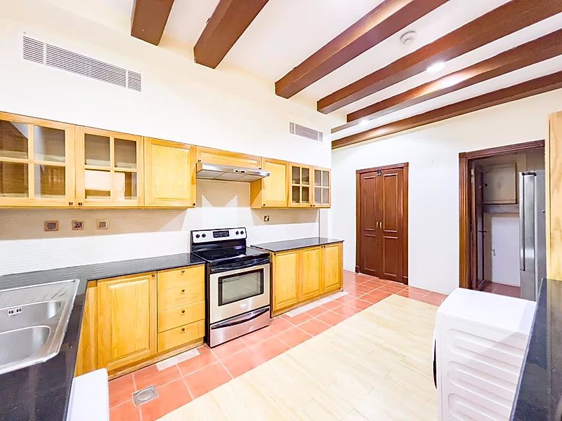 SPACIOUS 5-BR VILLA | BEACH VIEW | SEMI FURNISHED - Photo 11