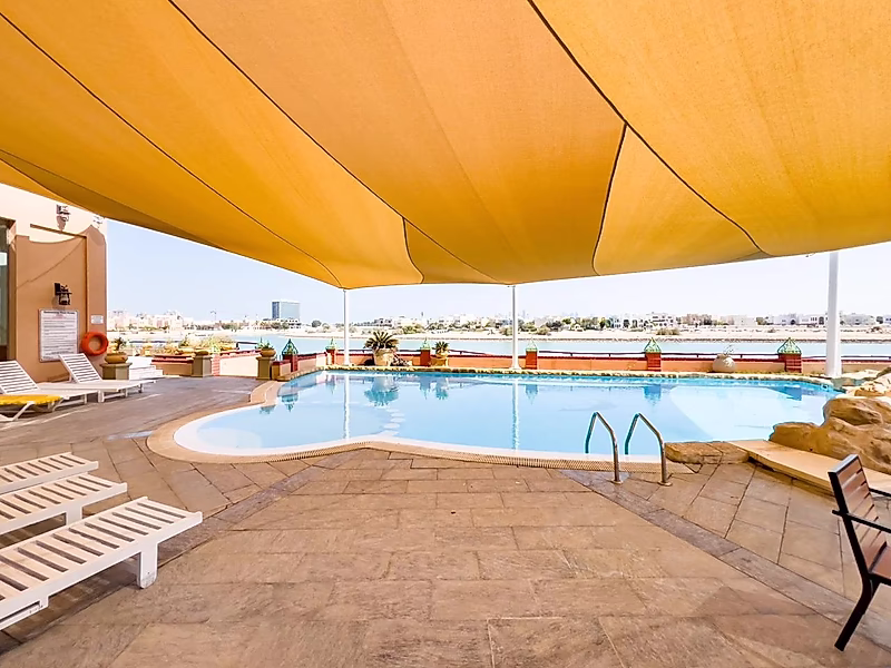 SPACIOUS 5-BR VILLA | BEACH VIEW | SEMI FURNISHED - Photo 17