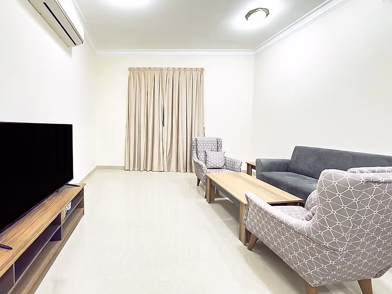 Contemporary 2BR Retreat | Ideal for Families - Photo 5