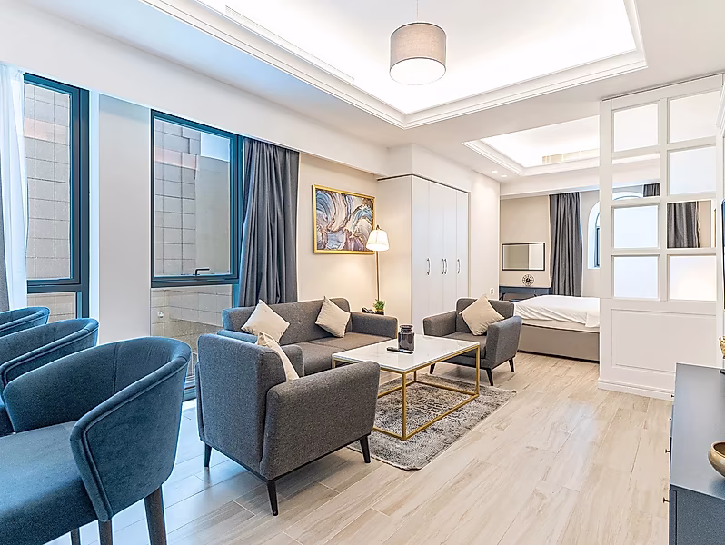Sophisticated Studio | Investment Ready - Photo 4