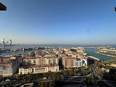IDEAL INVESTMENT OPPORTUNITY! STUDIO APARTMENT WITH STUNNING HIGH FLOOR VIEW