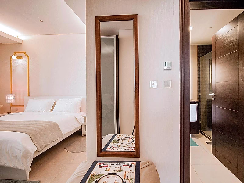 LUXURY 1-BR APARTMENT WITH PANORAMIC VIEWS | VIVA BAHRIYA - Photo 2
