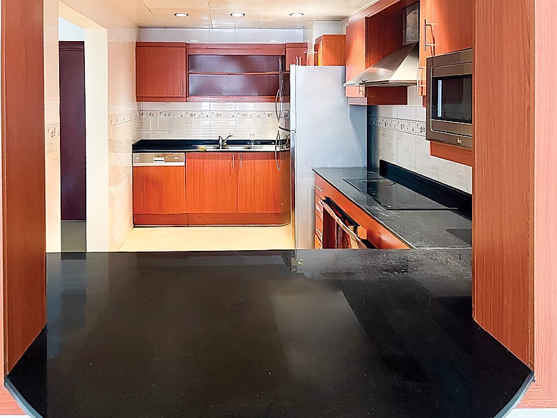 BEST DEAL | 2-BEDROOM APARTMENT - Photo 10