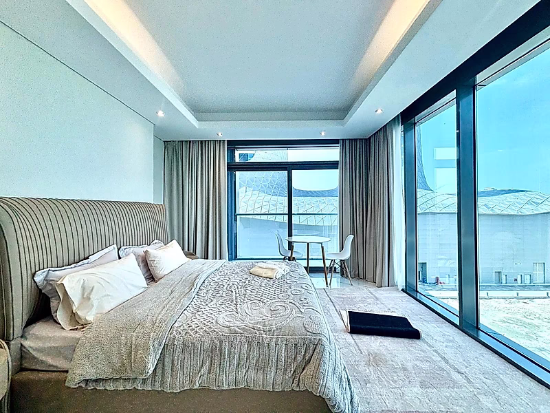 LUXURY 2-BEDROOM APARTMENT IN LUSAIL MARINA | READY TO MOVE - Photo 2