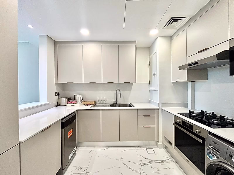 LUXURY 2-BEDROOM APARTMENT IN LUSAIL MARINA | READY TO MOVE - Photo 11