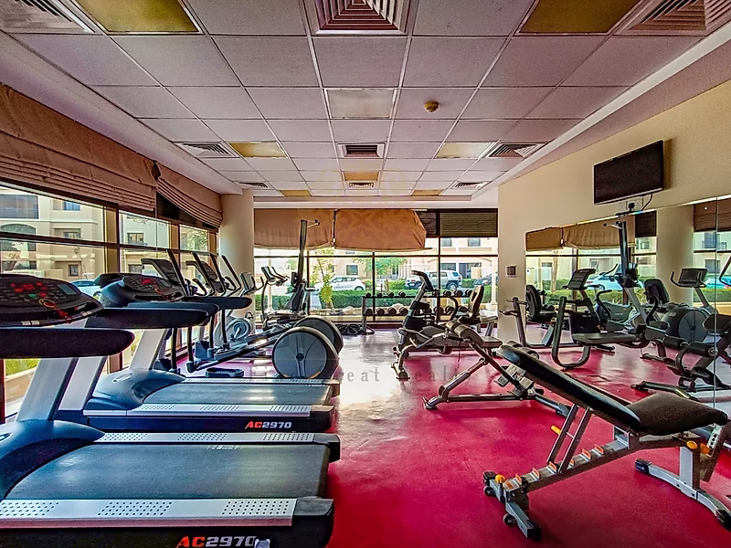 UNFURSNISHED 1 BEDROOM APARTMENT | FOX HILLS - Photo 9