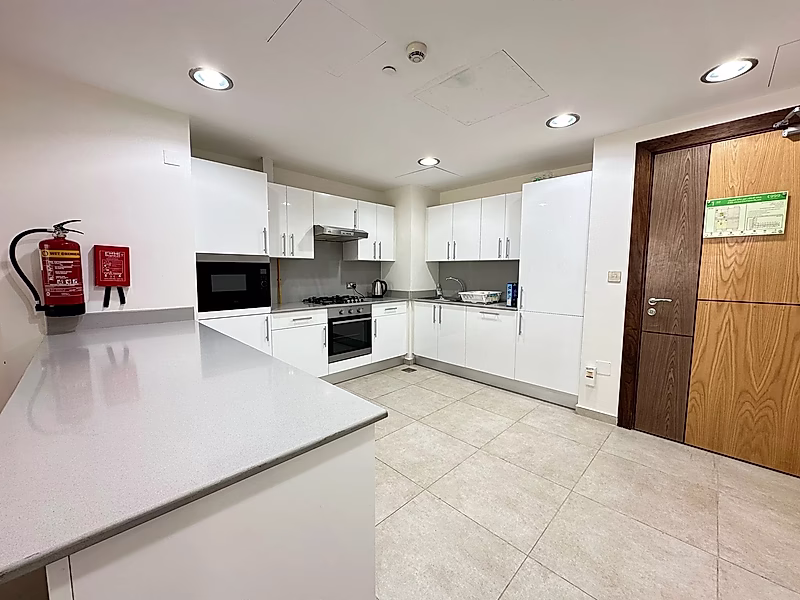 SEA VIEW 1BR BILLS INCLUDED IN PRIME LUSAIL - Photo 7