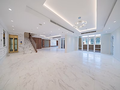 Fully Renovated Freehold Penthouse | Hot Offer & Move In Ready