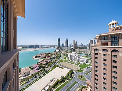 Fully Renovated Freehold Penthouse | Hot Offer & Move In Ready