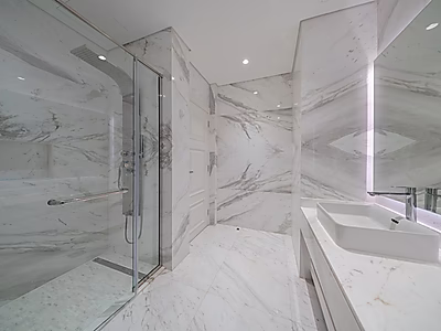 Fully Renovated Freehold Penthouse | Hot Offer & Move In Ready