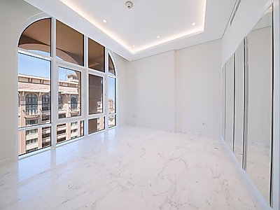 Fully Renovated Freehold Penthouse | Hot Offer & Move In Ready