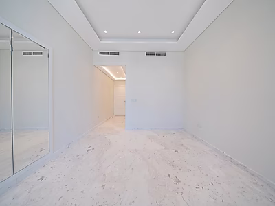 Fully Renovated Freehold Penthouse | Hot Offer & Move In Ready