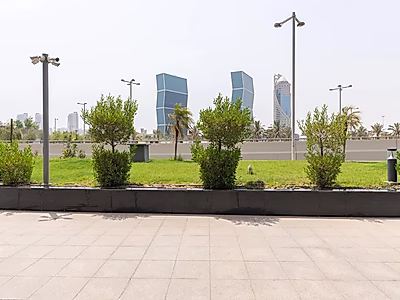 Spacious Retail Space with High Ceilings | 297 SQM | Lusail Marina