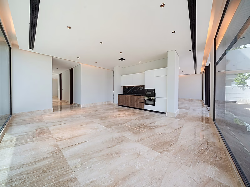Luxury Living | Standalone Villa in La Plage - Photo 19