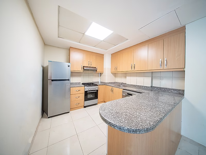 GREAT DEAL | TITLED 1-BHK WITH BALCONY IN FOX HILLS - Photo 5