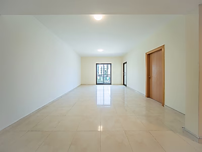 GREAT DEAL | TITLED 1-BHK WITH BALCONY IN FOX HILLS